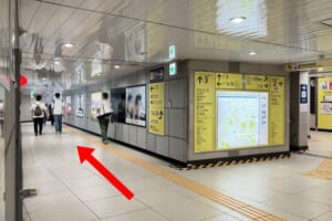外苑前駅改札