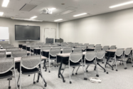 新宿貸し会議室 6Fスクール形式レイアウト3