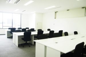 新宿SOUTHレンタルオフィスの20名用個室のイメージ
