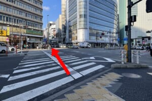 明治通りとの交差点