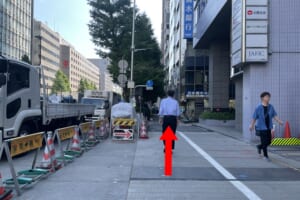 昭和通り沿い歩道