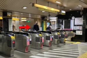 東京ミッドタウン方面改札