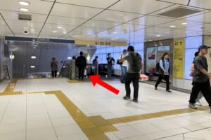 下りエスカレーター