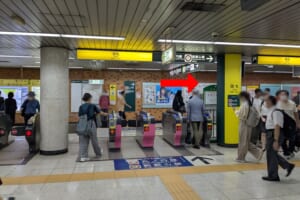 都営新宿線改札　