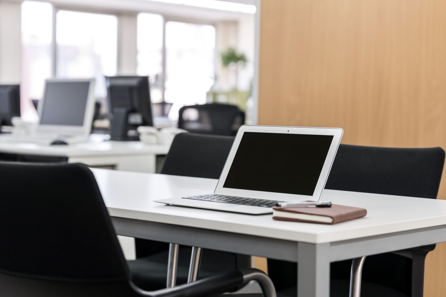 レンタルオフィスと賃貸オフィスの違い