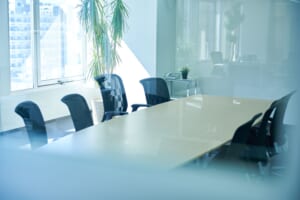 オフィスの選び方は？基本のポイントと種類別のメリット・デメリット