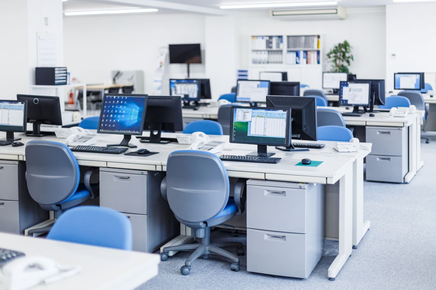 オフィスの選び方は？基本のポイントと種類別のメリット・デメリット