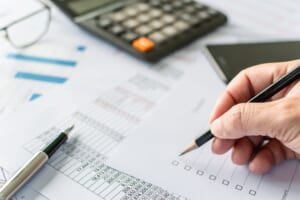 バーチャルオフィスで法人口座は開設できる？審査のポイントとは