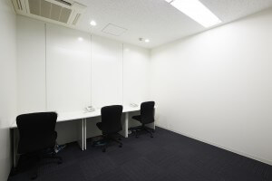 六本木オフィスの個室オフィス［3-5名用］のイメージ